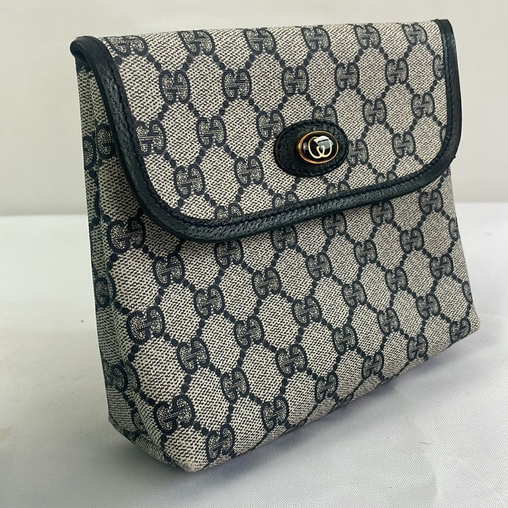 Gucci Small Vintage Blue Logo Clutch - Picture 3 of 9